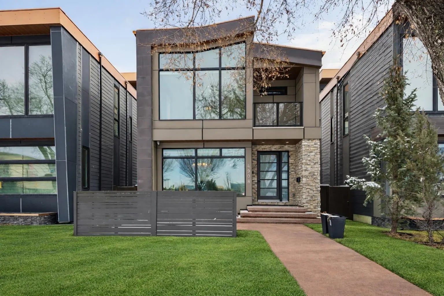 Photo of Listing #A2296651