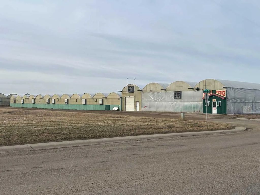8 6 Street Sw, Redcliff