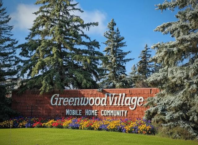 247 3223 83 Street Nw, Calgary