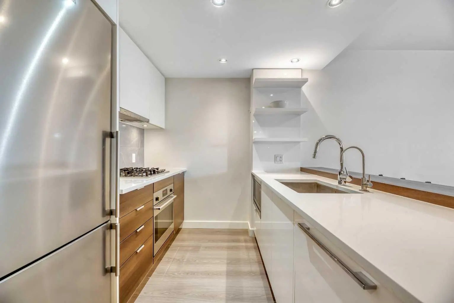 Photo of Listing #A2297186