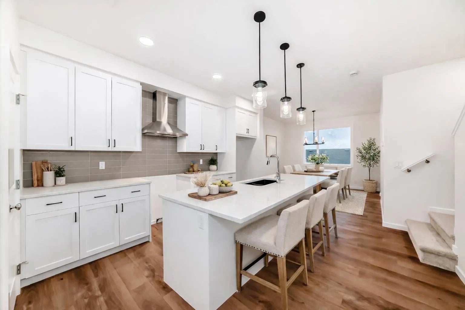 Photo of Listing #A2297660