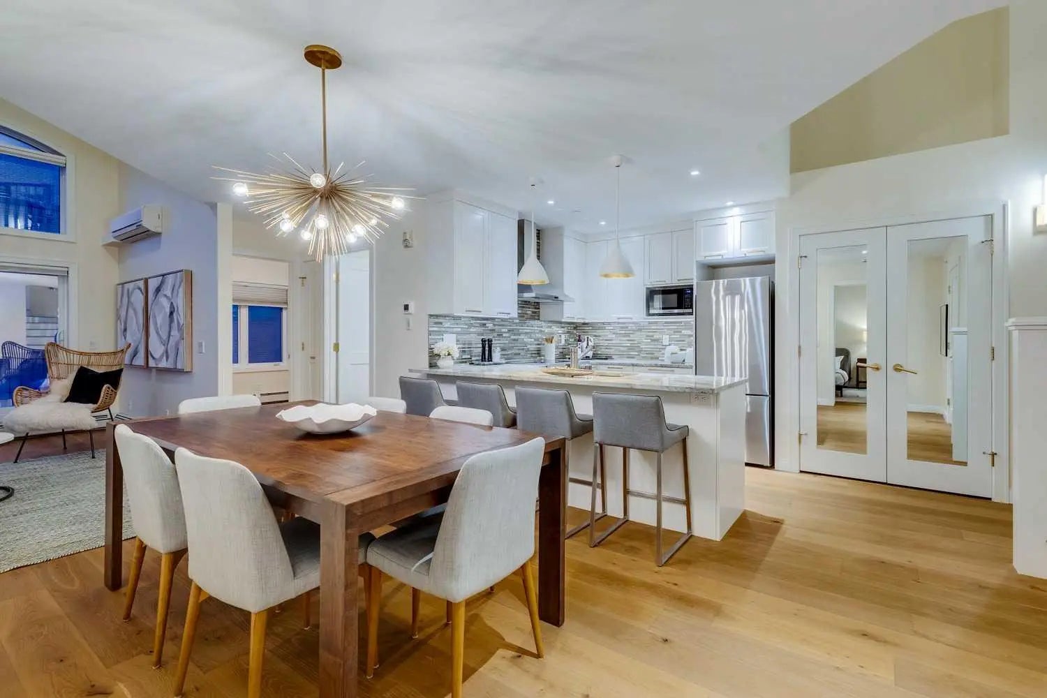 Photo of Listing #A2297897