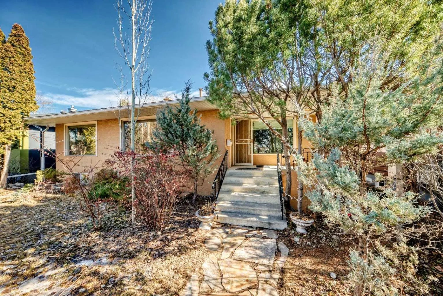 Photo of Listing #A2298319