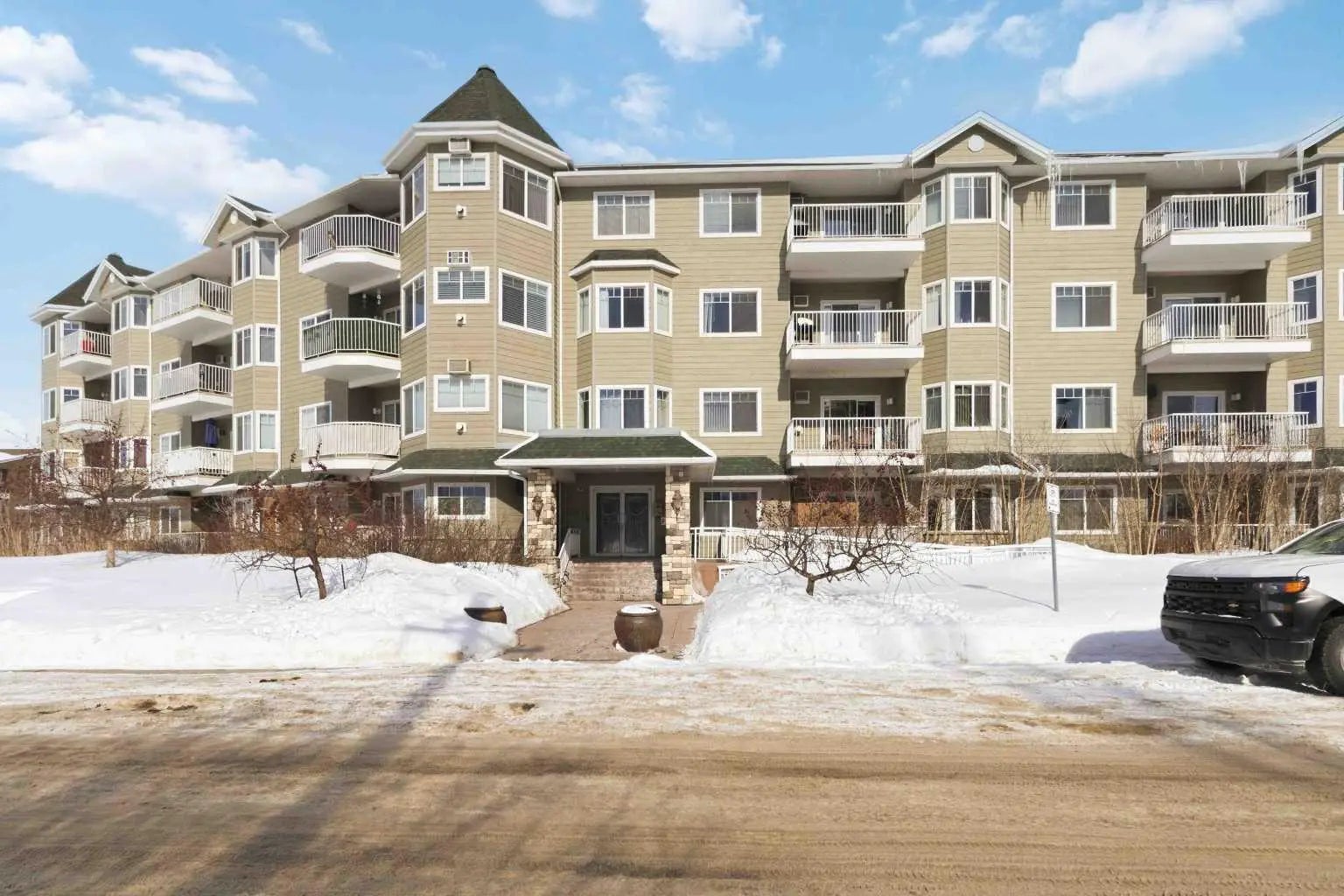 Photo of Listing #A2298366