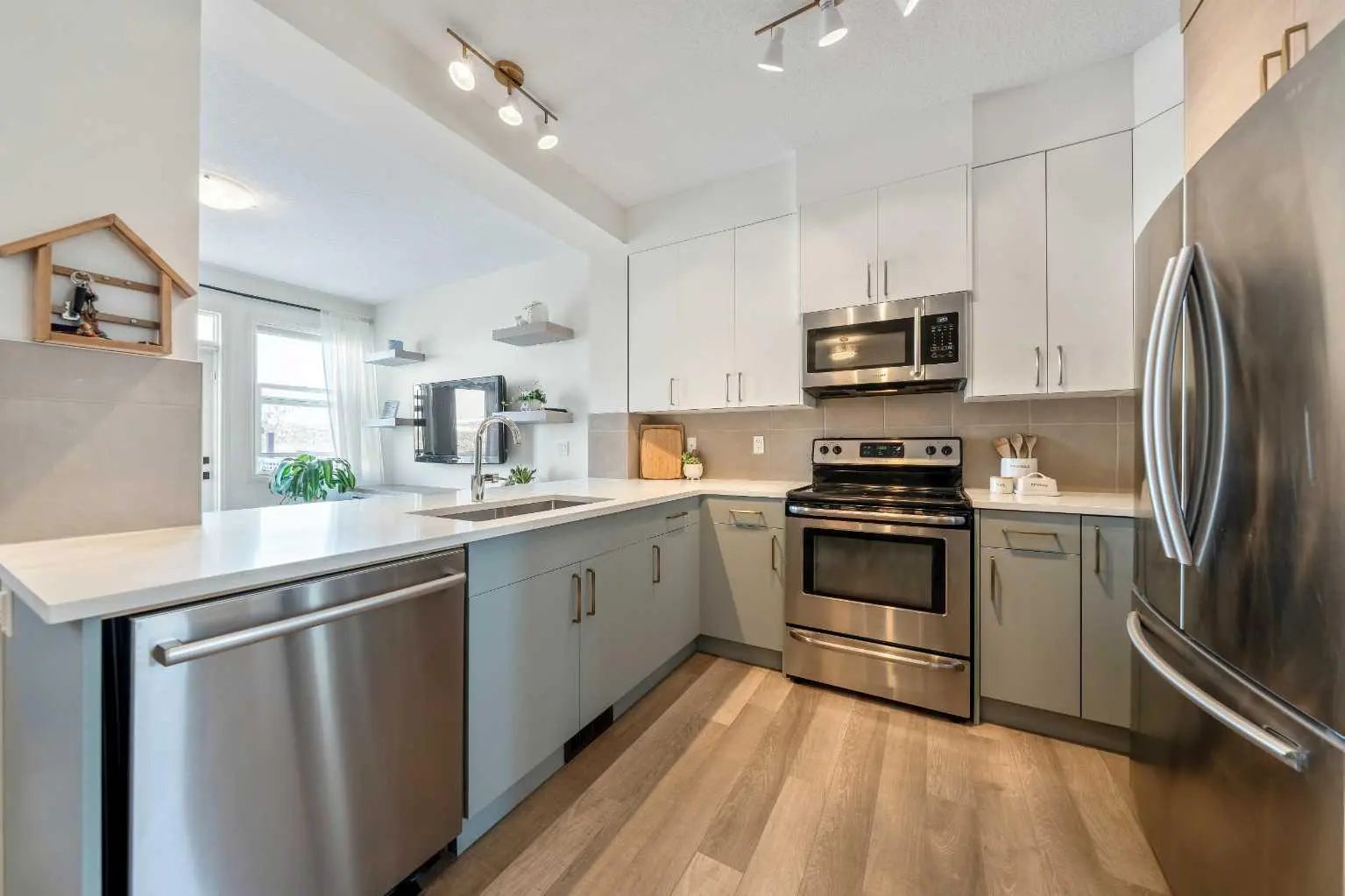 Photo of Listing #A2298575