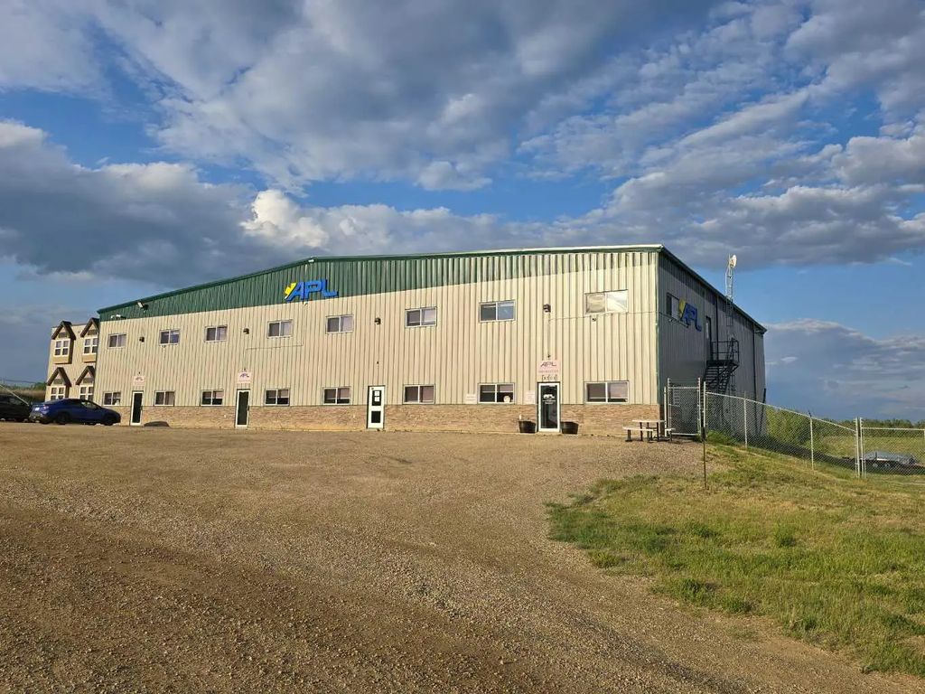 8703 75 Street , Peace River