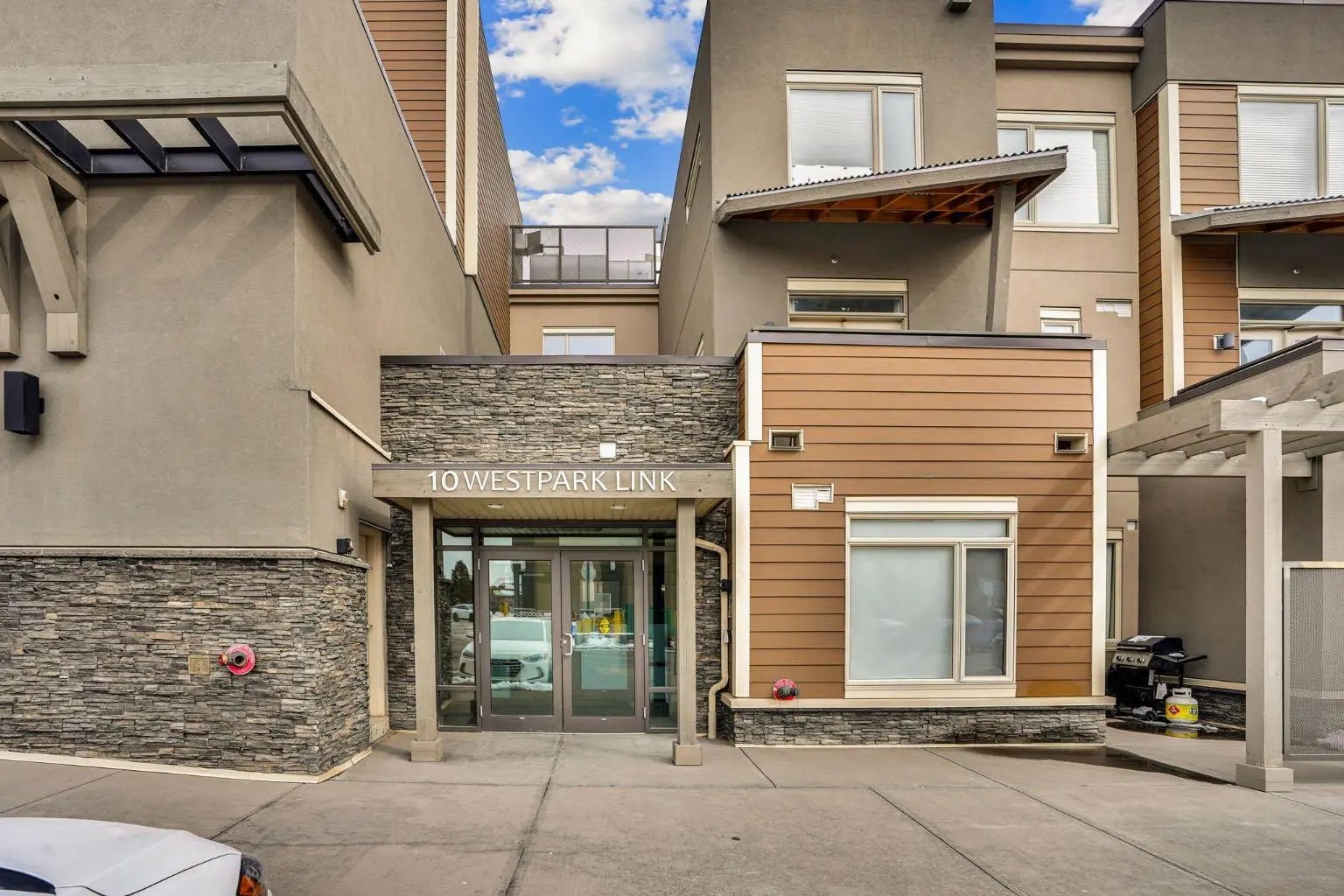 Photo of Listing #A2298732