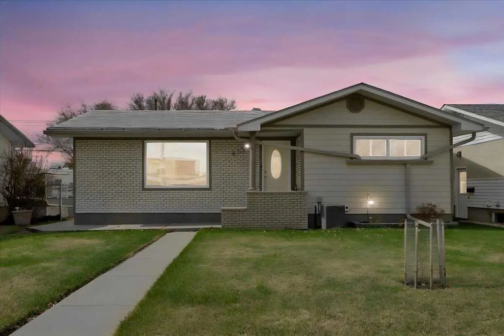 415 12 Street E, Drumheller