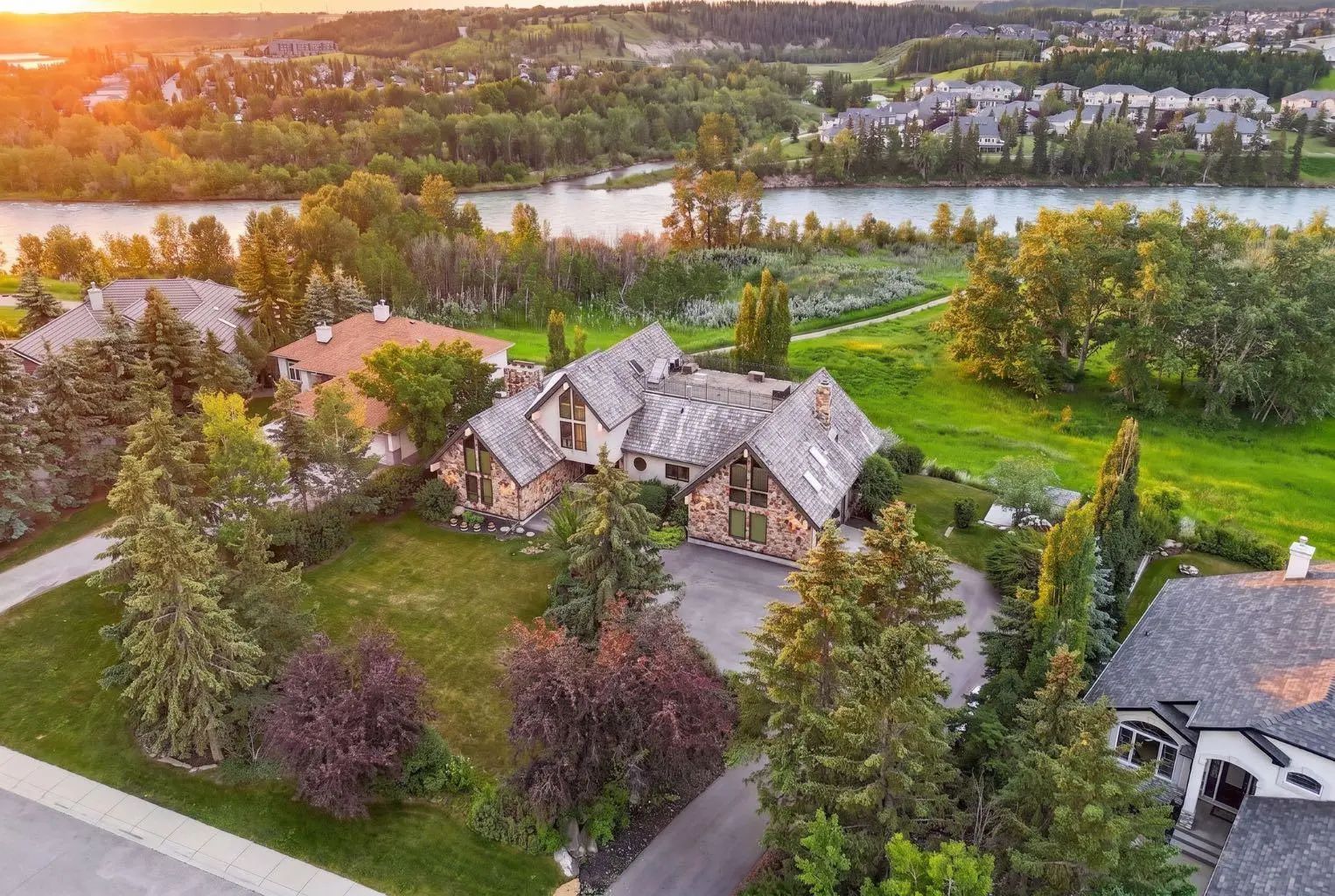 102 West Terrace Crescent , Cochrane – Residential Detached Listing Photo 3