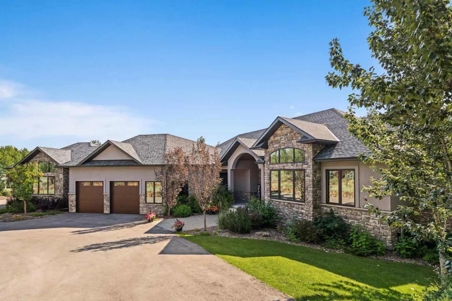 Photo of Listing #A2299712