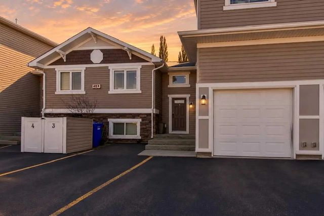 3 213 Lettice Perry Road N, Lethbridge