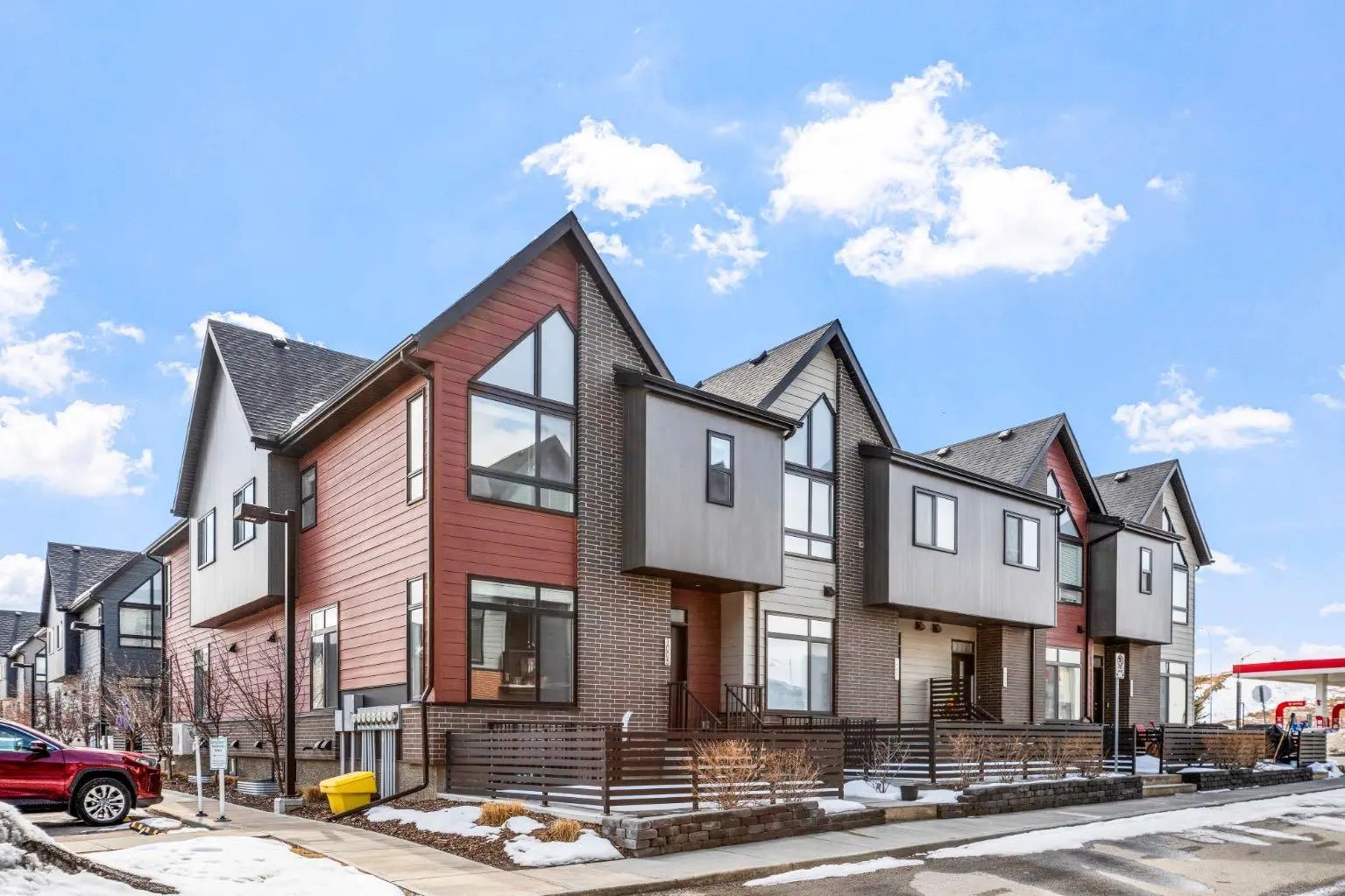 Photo of Listing #A2299897