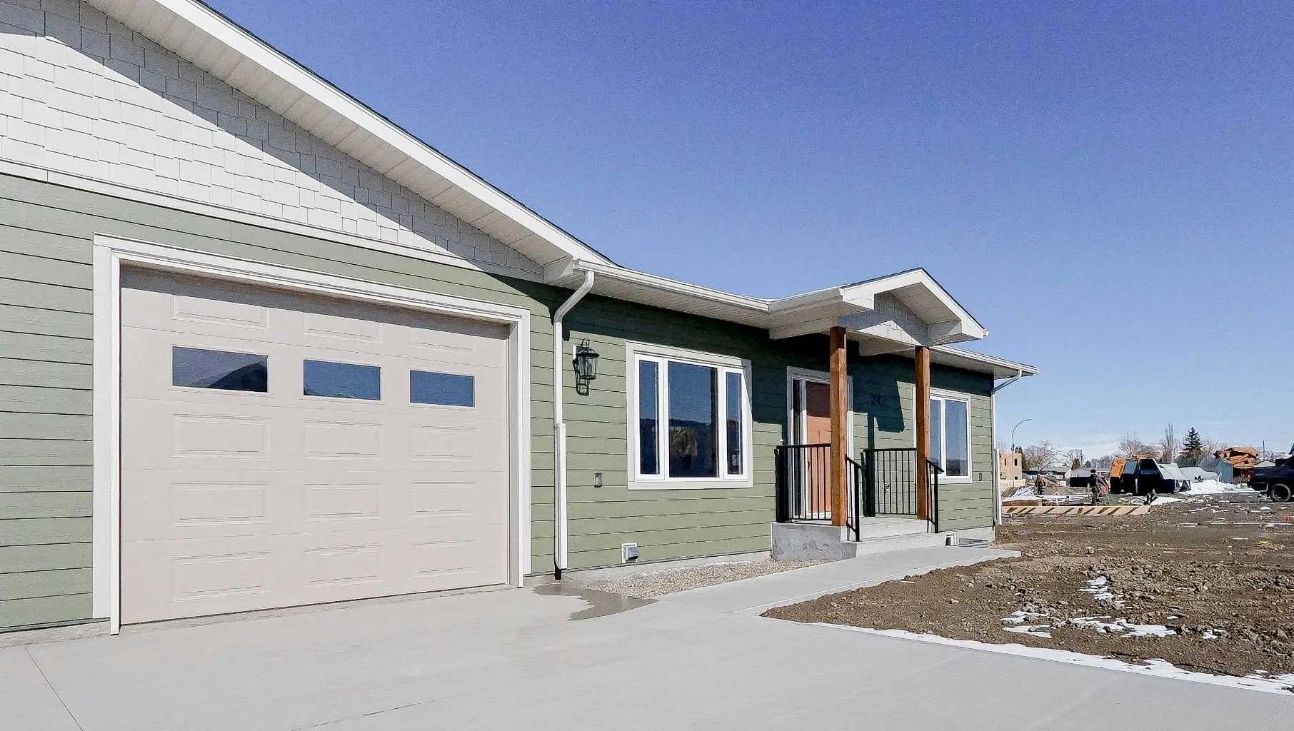 Photo of Listing #A2300144