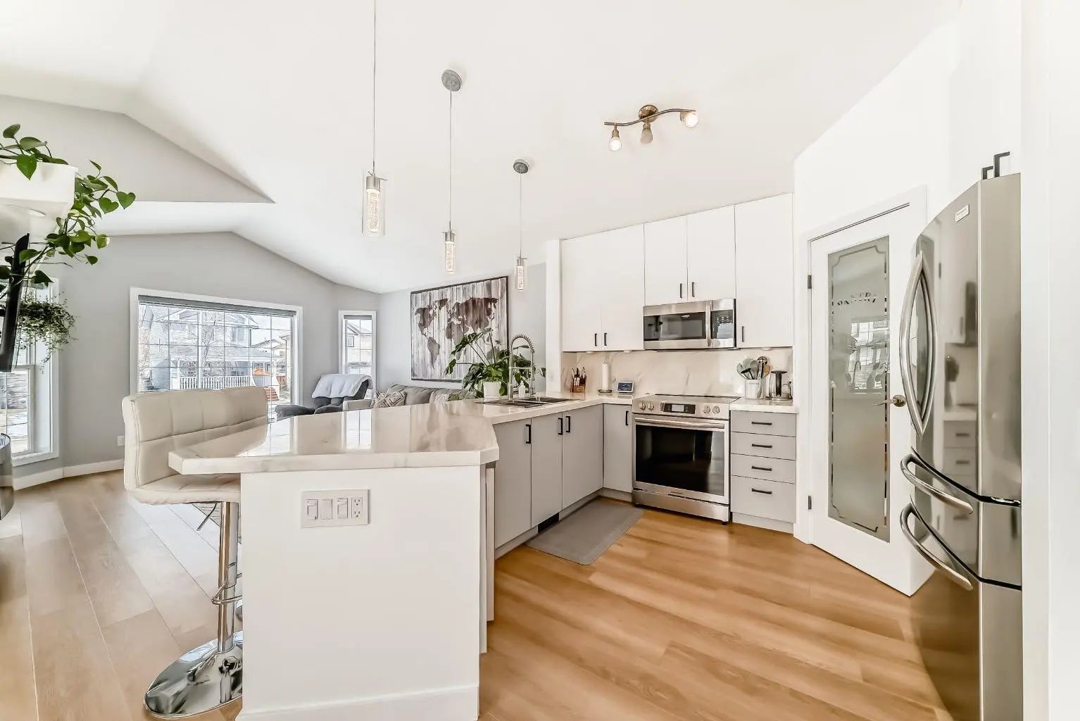 Photo of Listing #A2300170