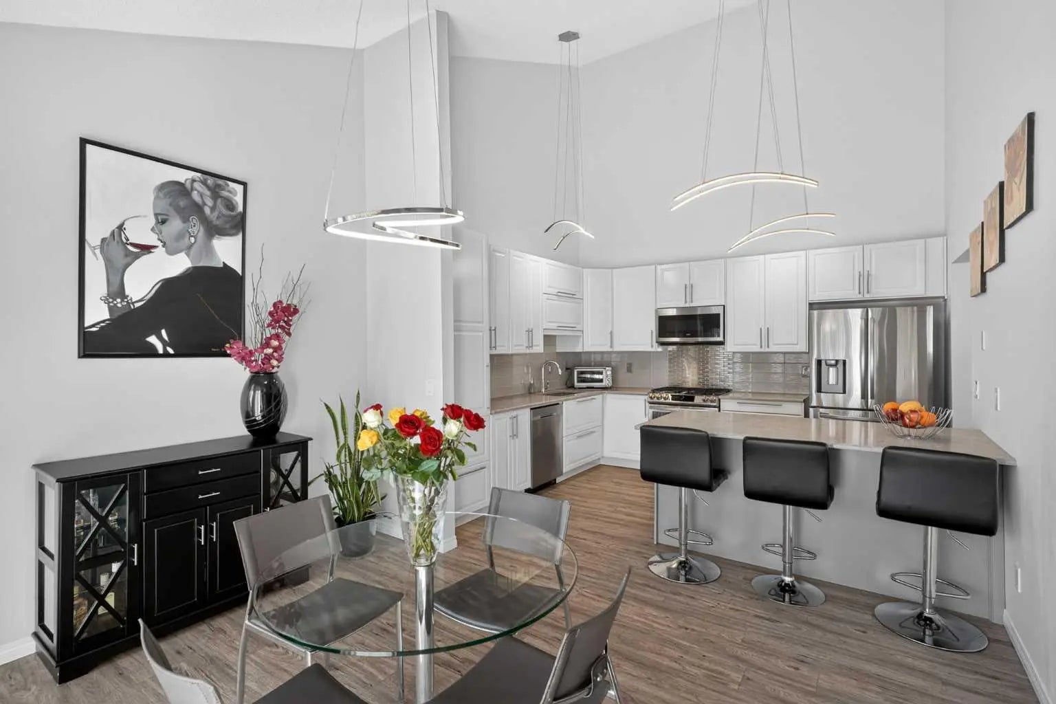 Photo of Listing #A2300206