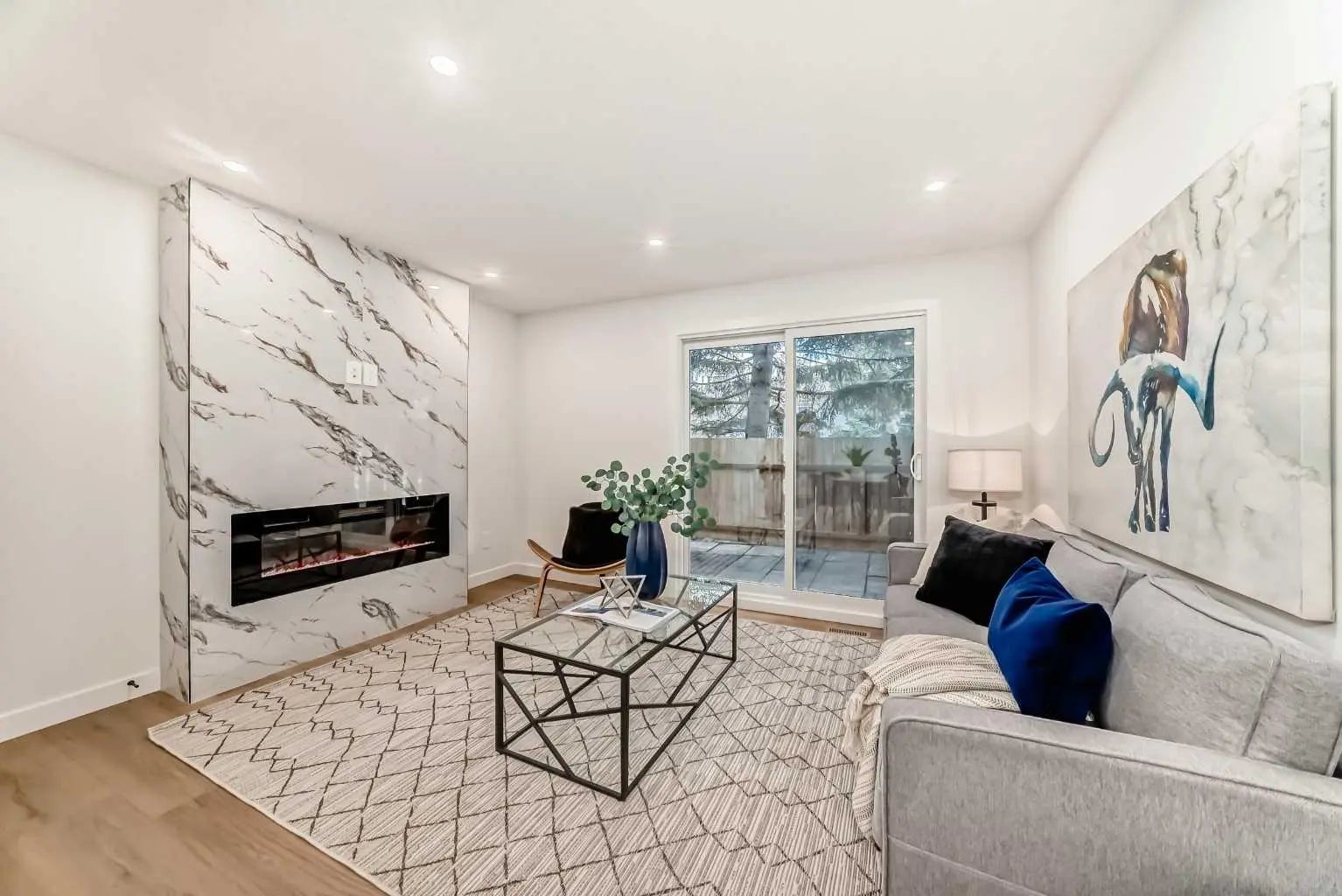 Photo of Listing #A2300238