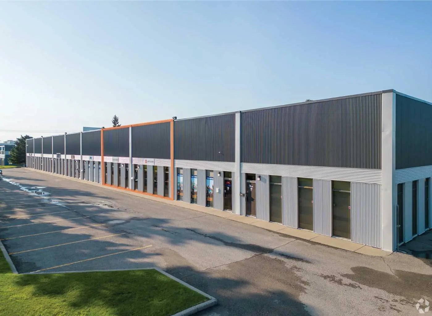 Photo of Listing #A2300389