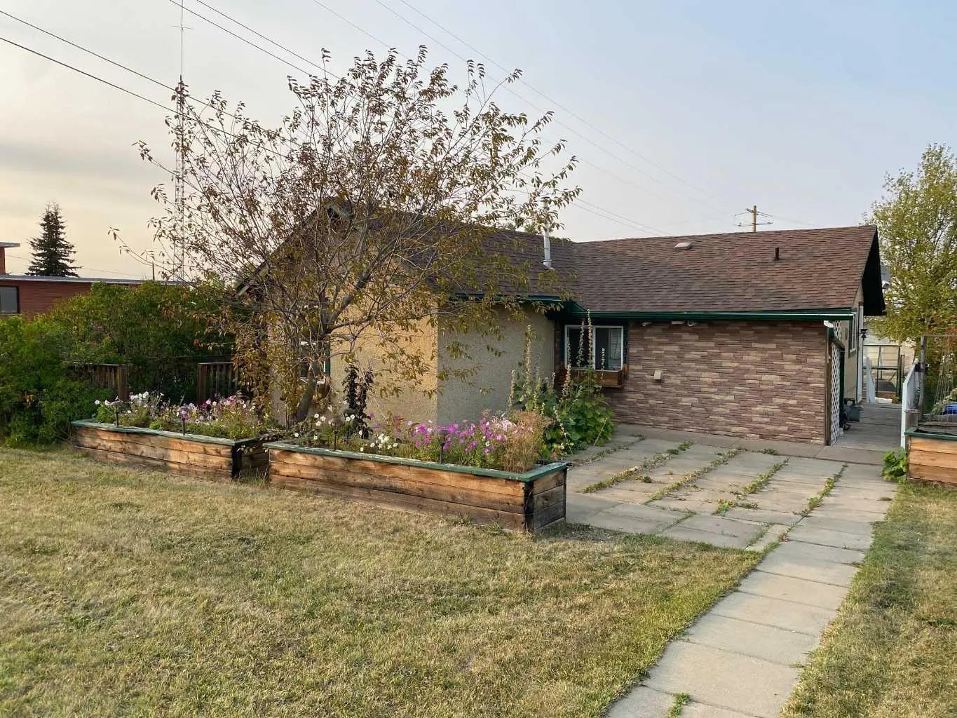 Photo of Listing #A2300394