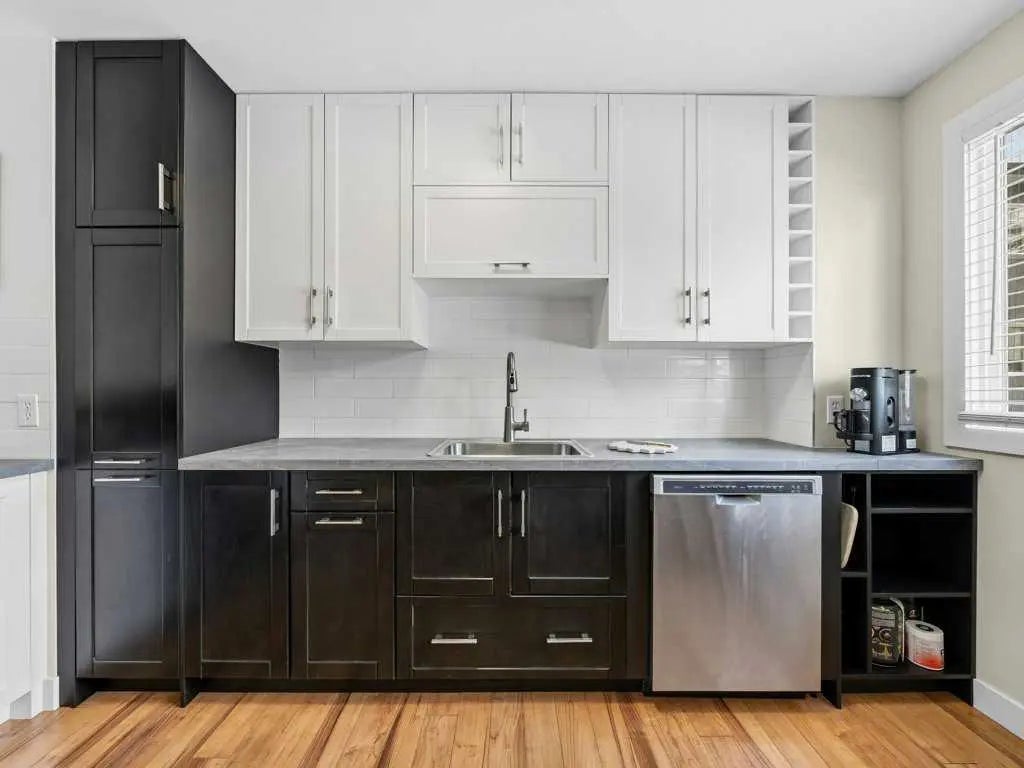 Photo of Listing #A2300470