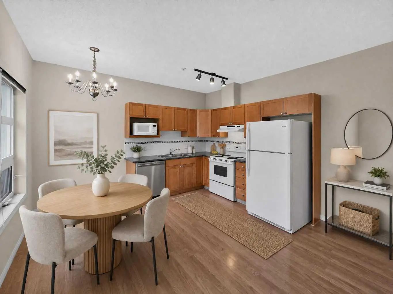 209 333 Riverfront Avenue Southeast, Calgary – Residential Apartment Listing Photo 5