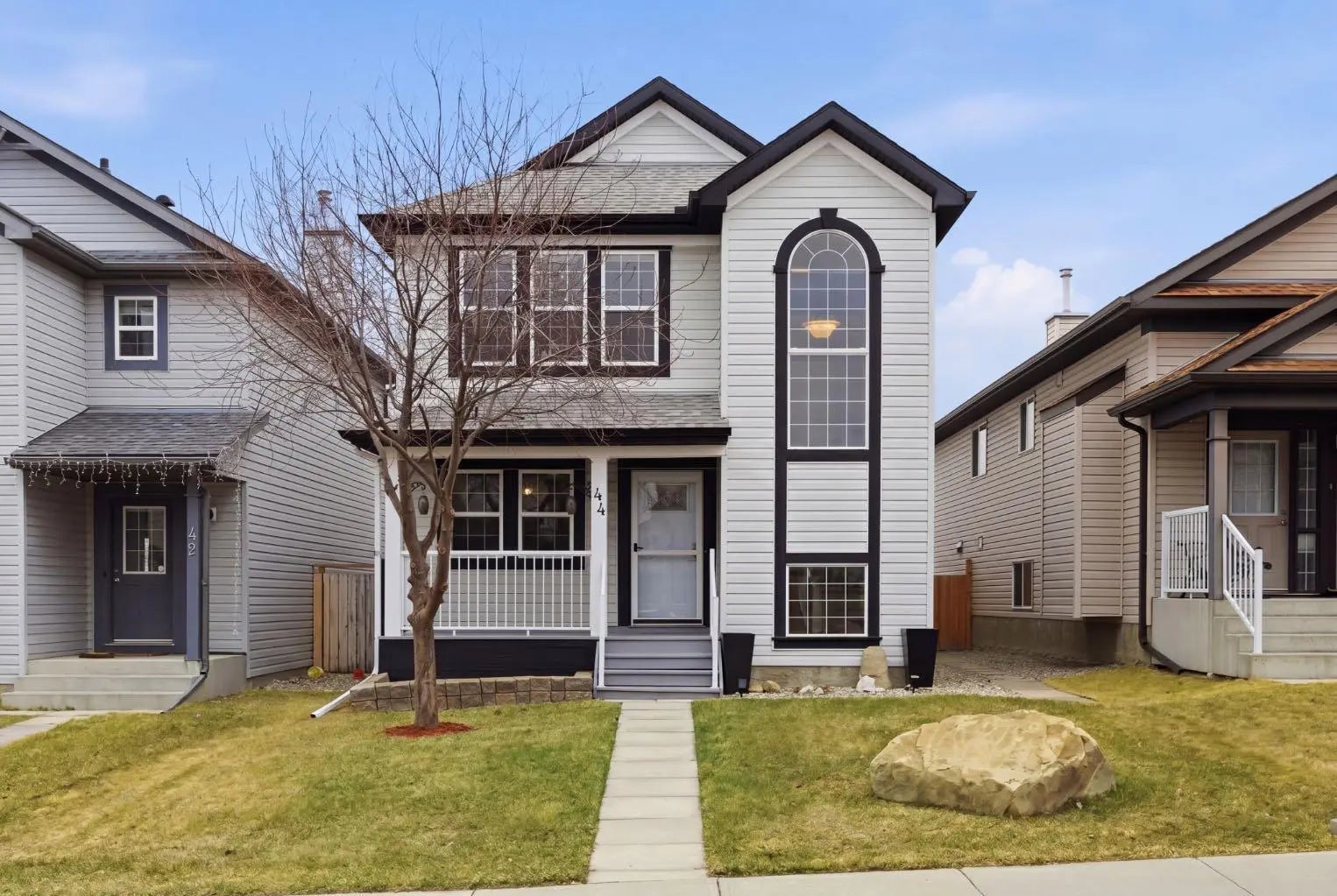 Photo of Listing #A2300564