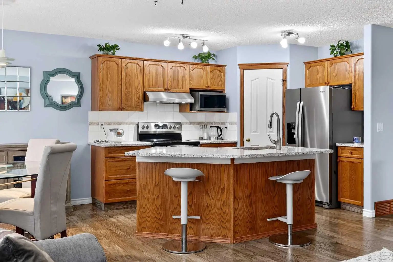 Photo of Listing #A2300619