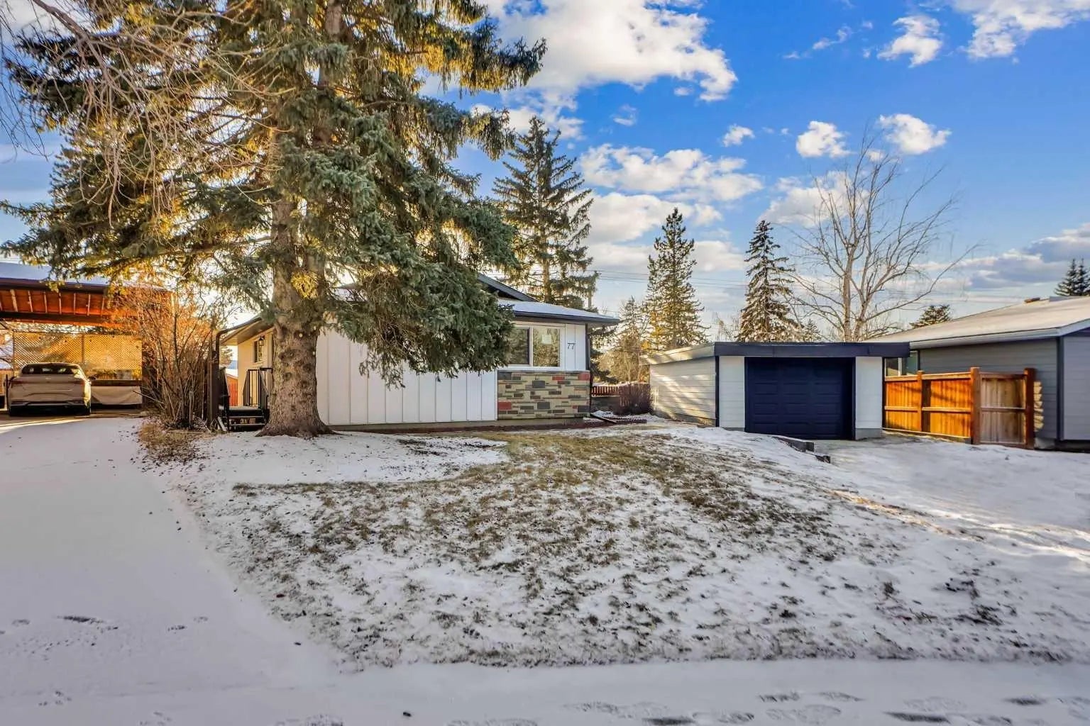 Photo of Listing #A2300630