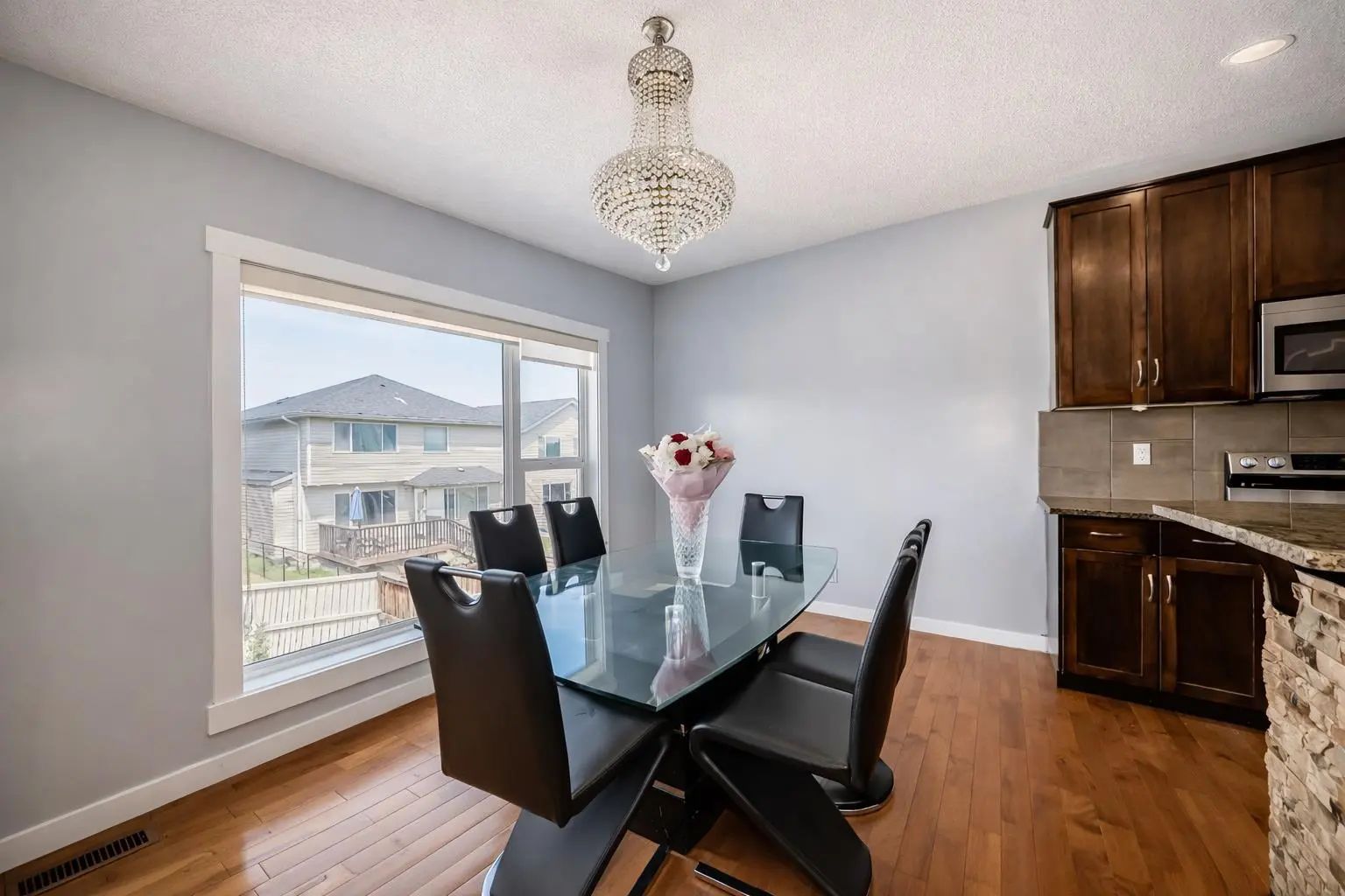 104 Panamount Terrace Northwest, Calgary – Residential Detached Listing Photo 7