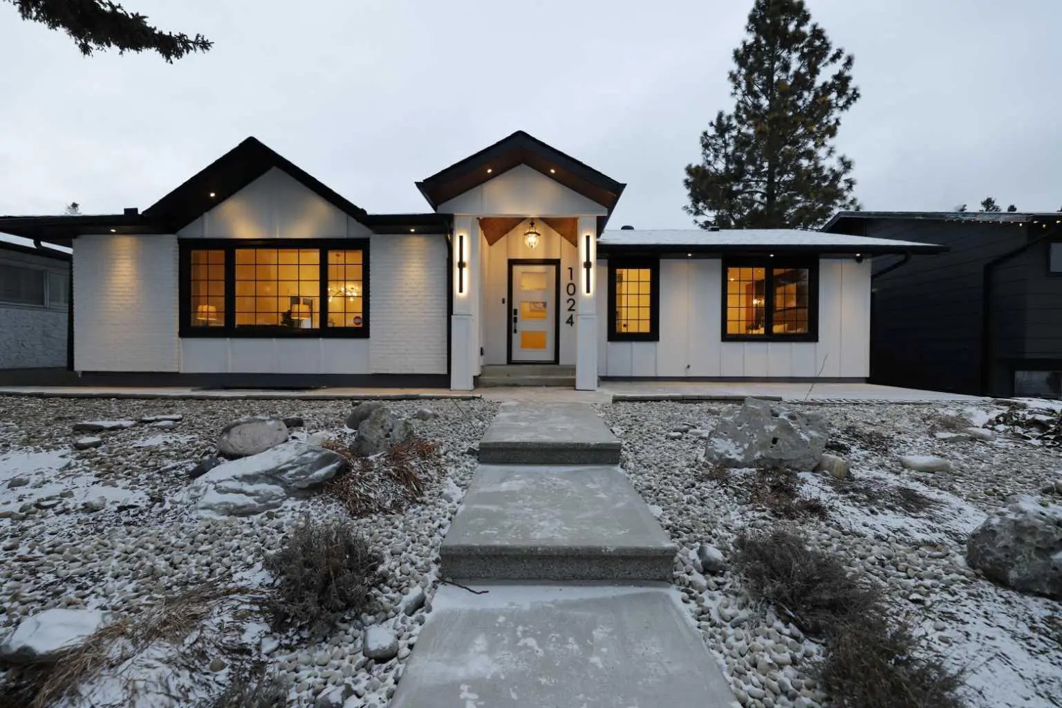 Photo of Listing #A2300671