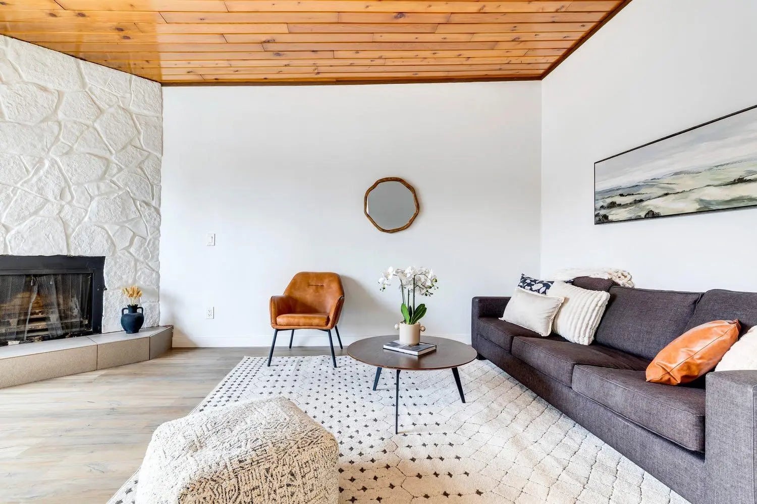 Photo of Listing #A2300779