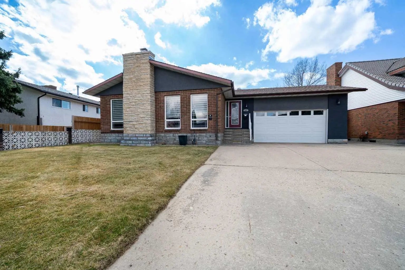 Photo of Listing #A2300795