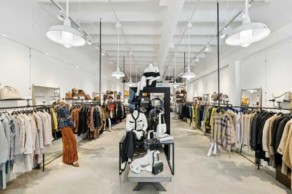 Photo of Listing #A2300844