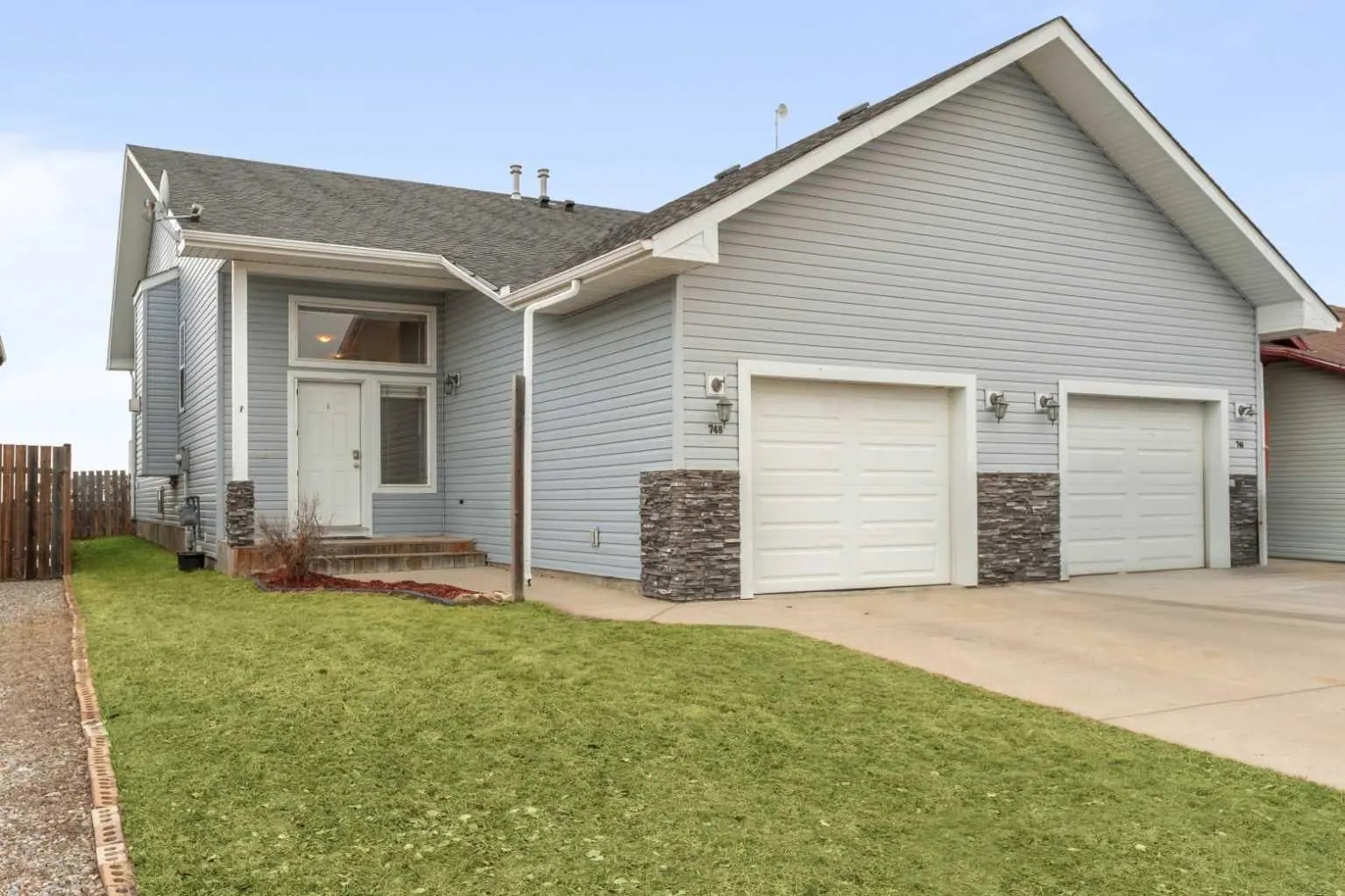 Photo of Listing #A2300925