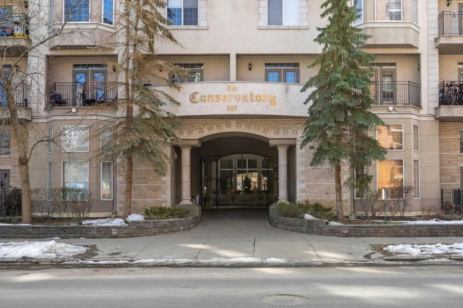 Photo of Listing #A2300930