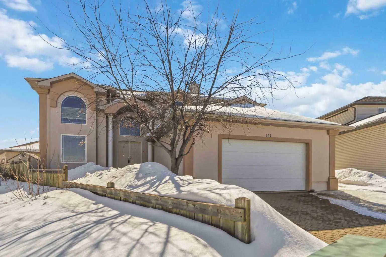 Photo of Listing #A2301089