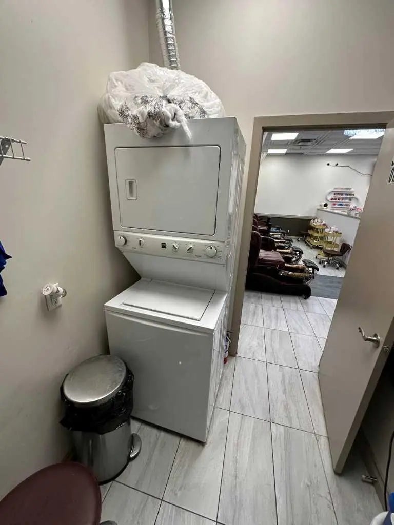 Photo of Listing #A2301091