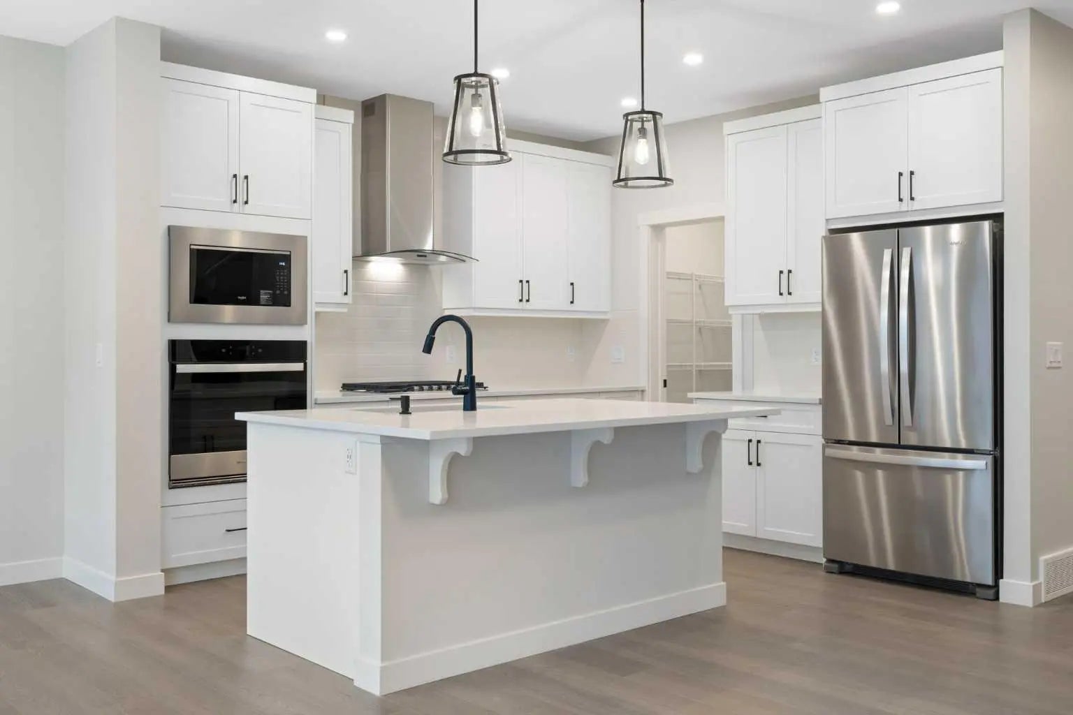 Photo of Listing #A2301241