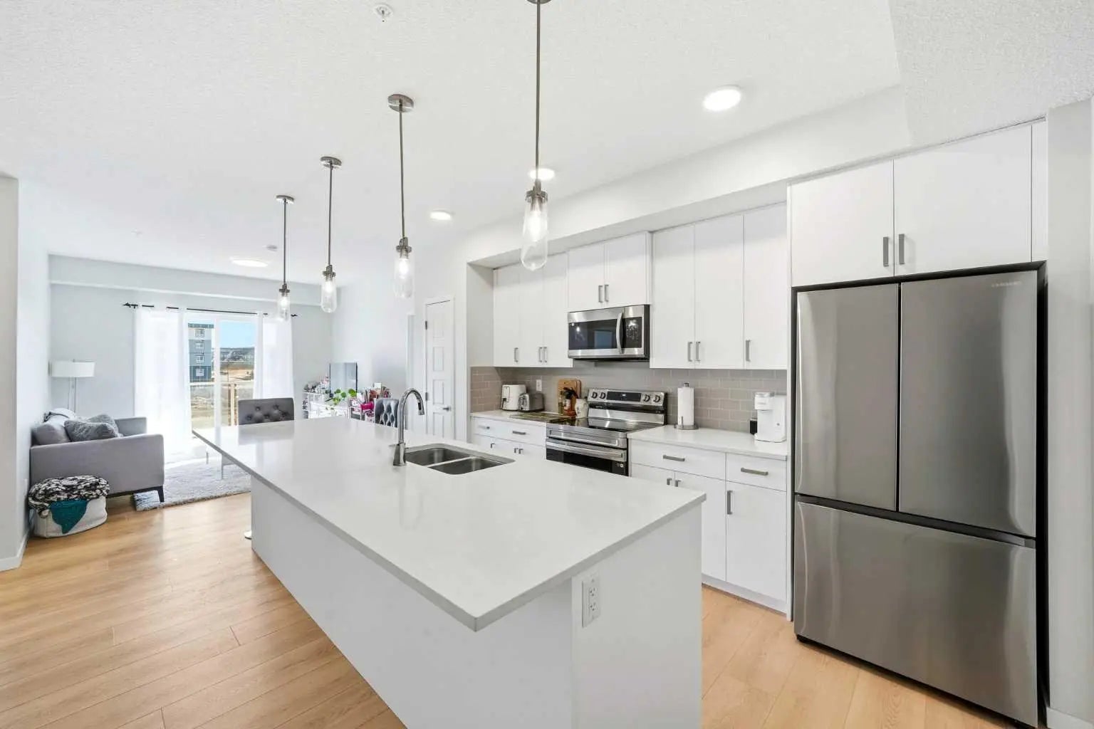 Photo of Listing #A2301264