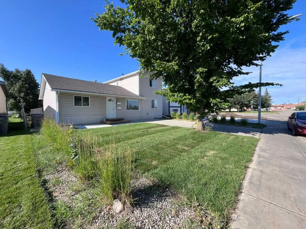 10531 104 Avenue , Grande Prairie