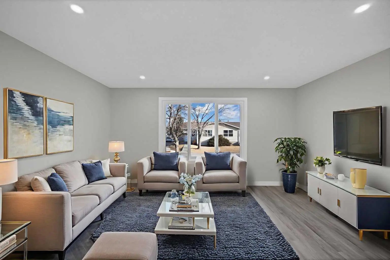 Photo of Listing #A2301396