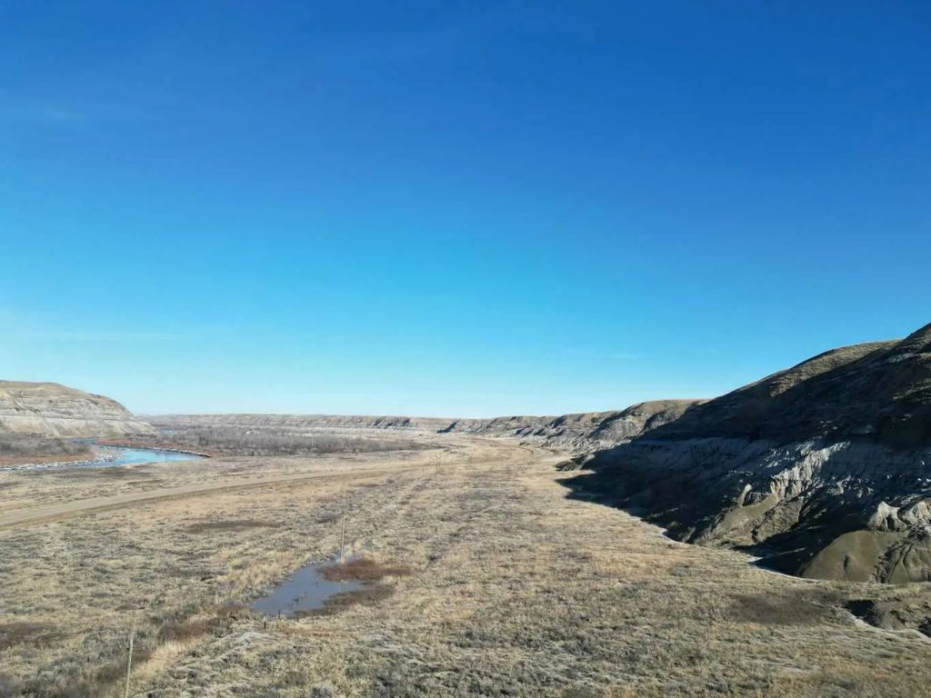 Se 6 28 18 W4 Highway 10  , Drumheller