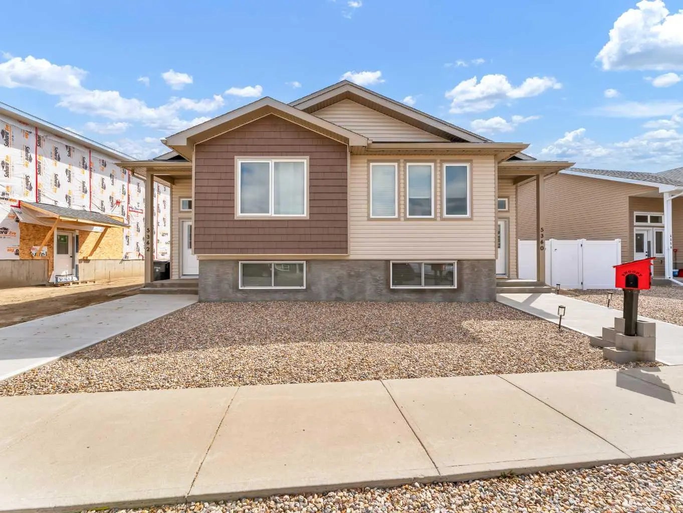 Photo of Listing #A2301499