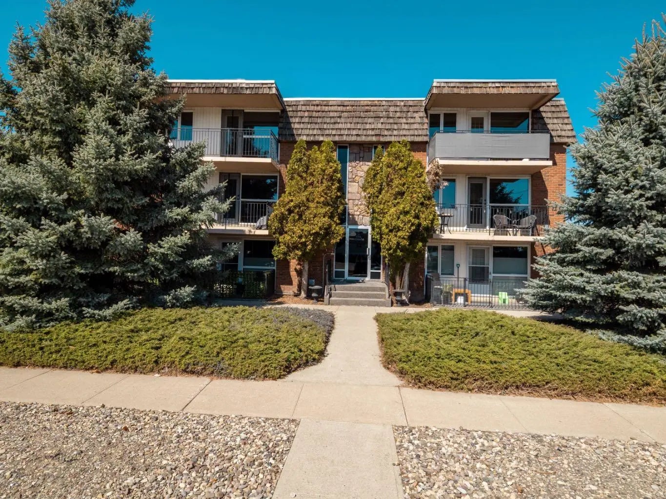 Photo of Listing #A2301555