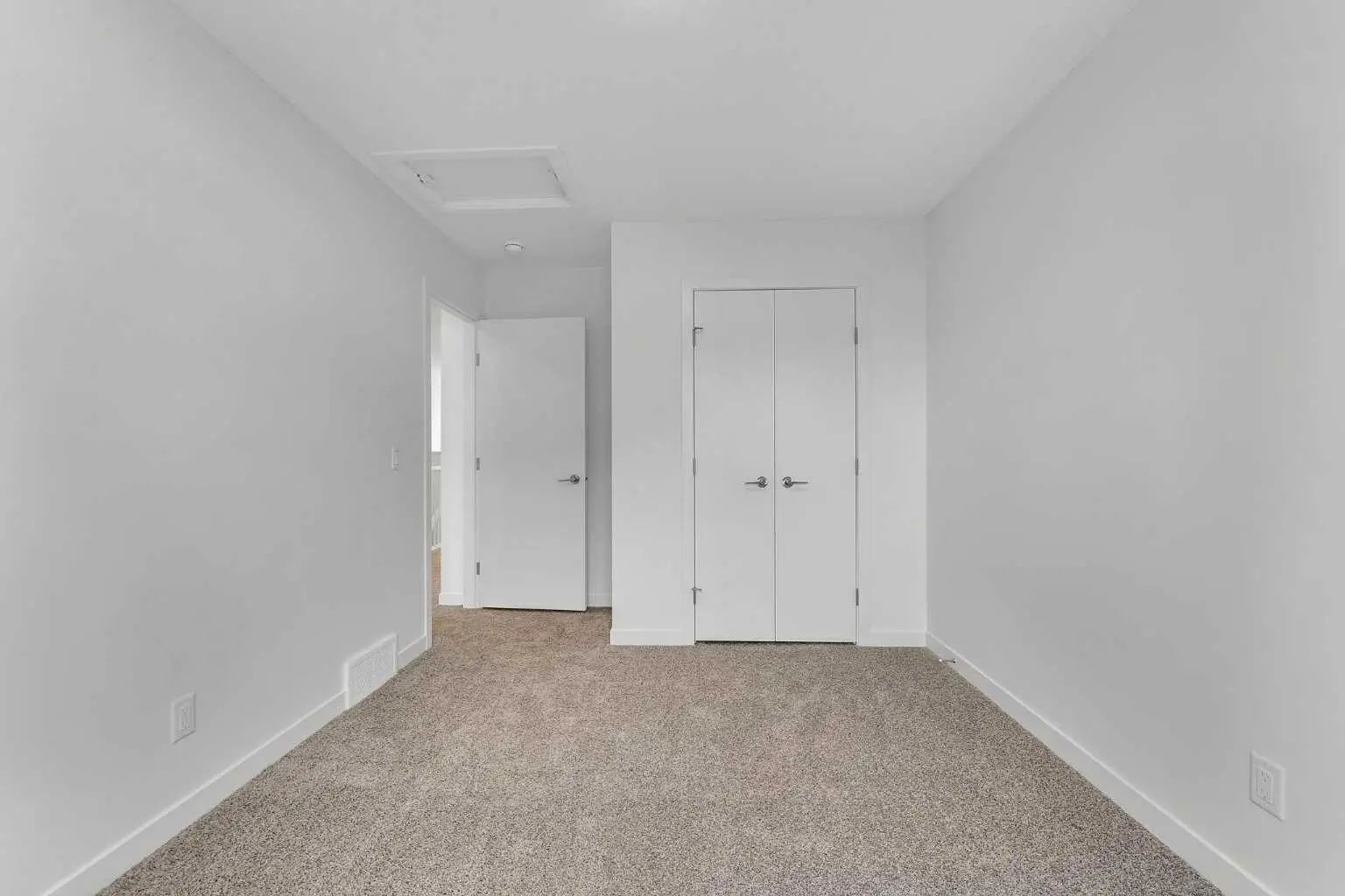 15 Heritage Heath , Cochrane – Residential Semi Detached (Half Duplex) Listing Photo 30