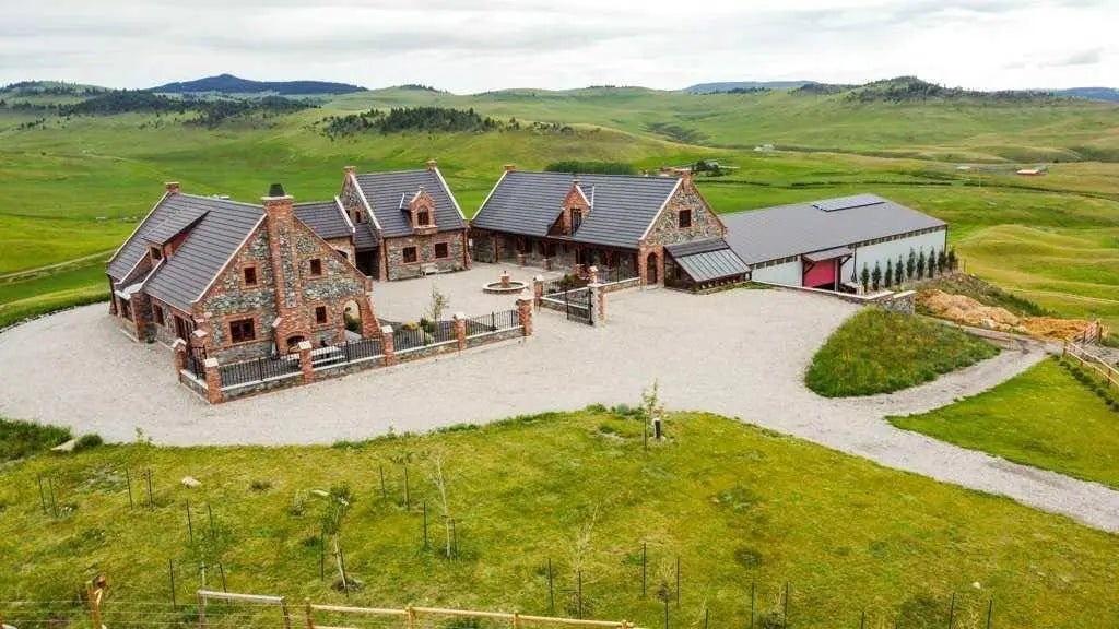 Photo of Listing #A2301703