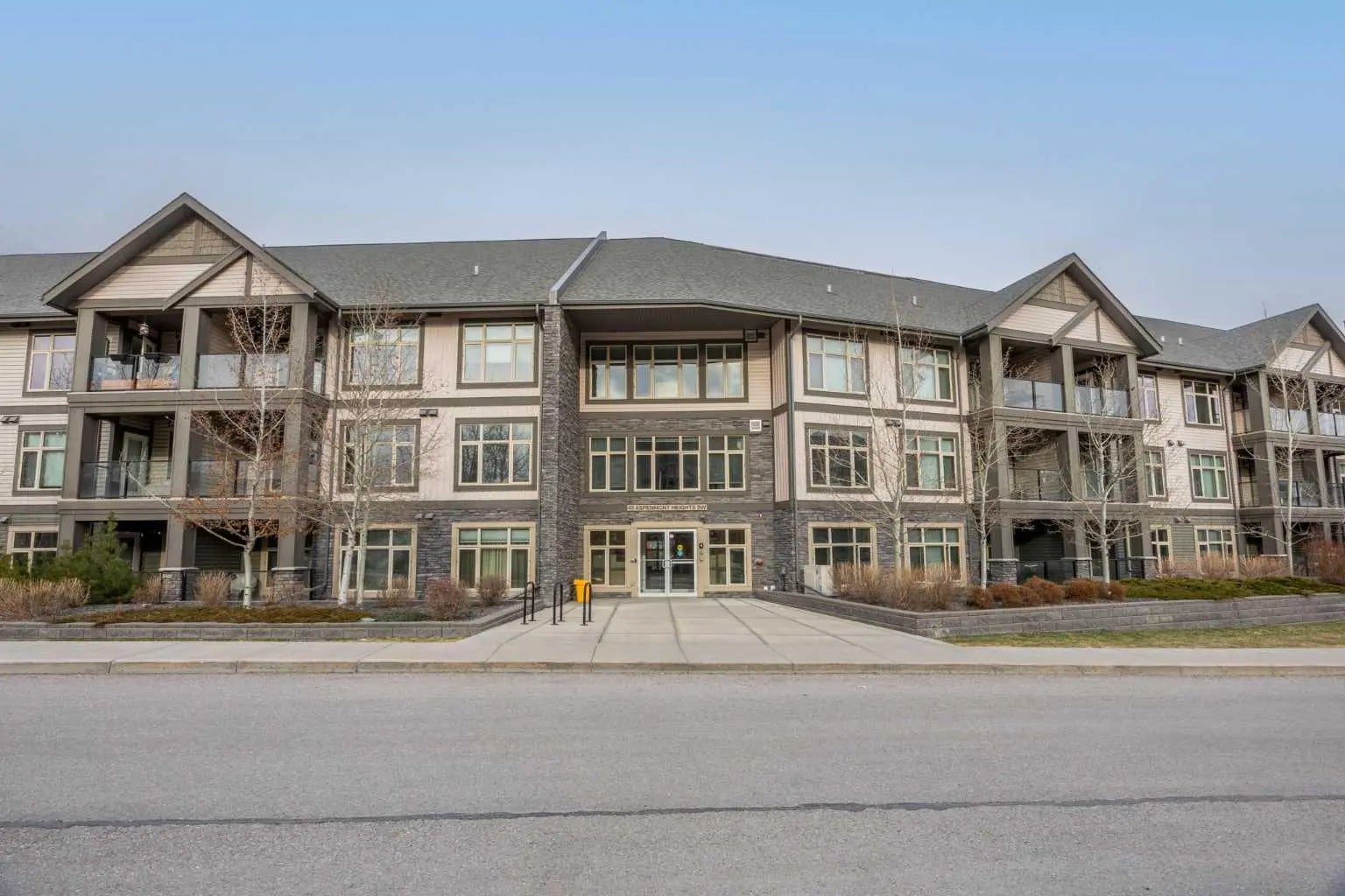 Photo of Listing #A2301733