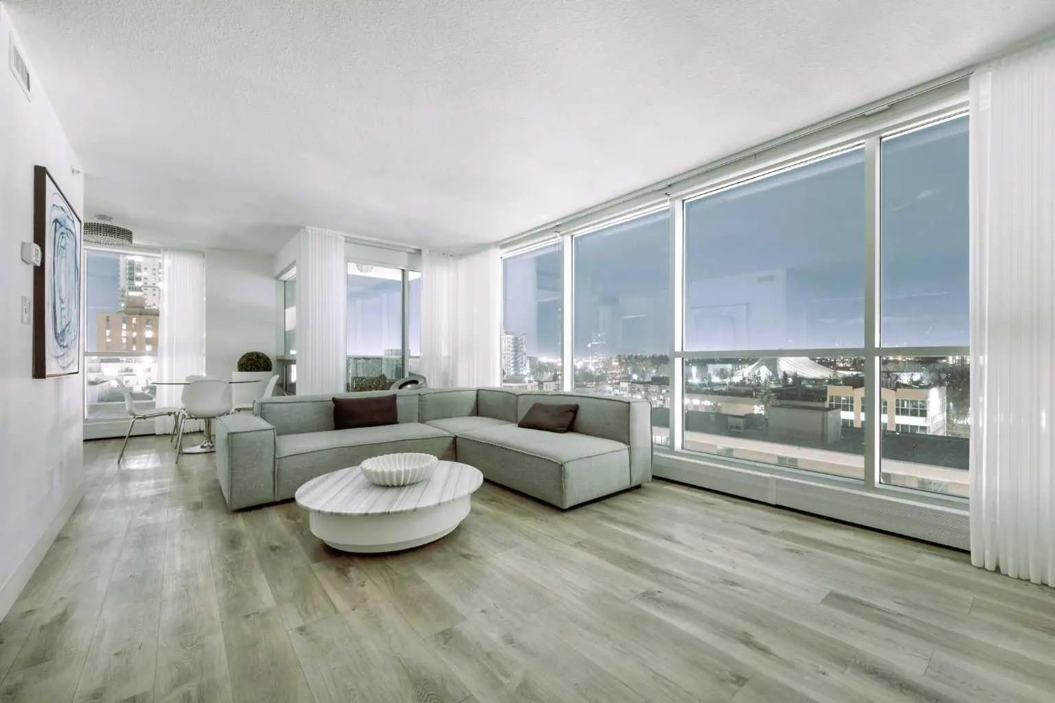 Photo of Listing #A2301758