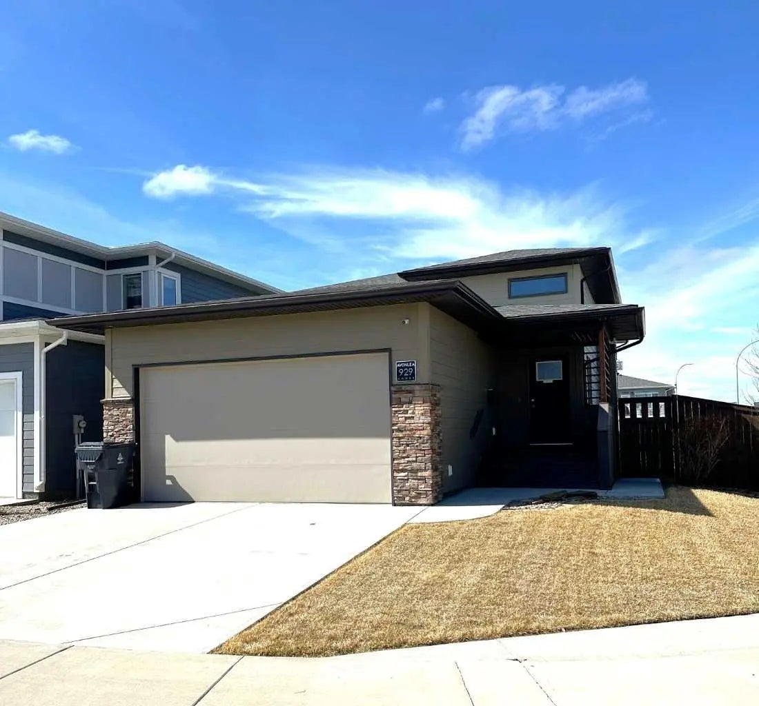 Photo of Listing #A2301760