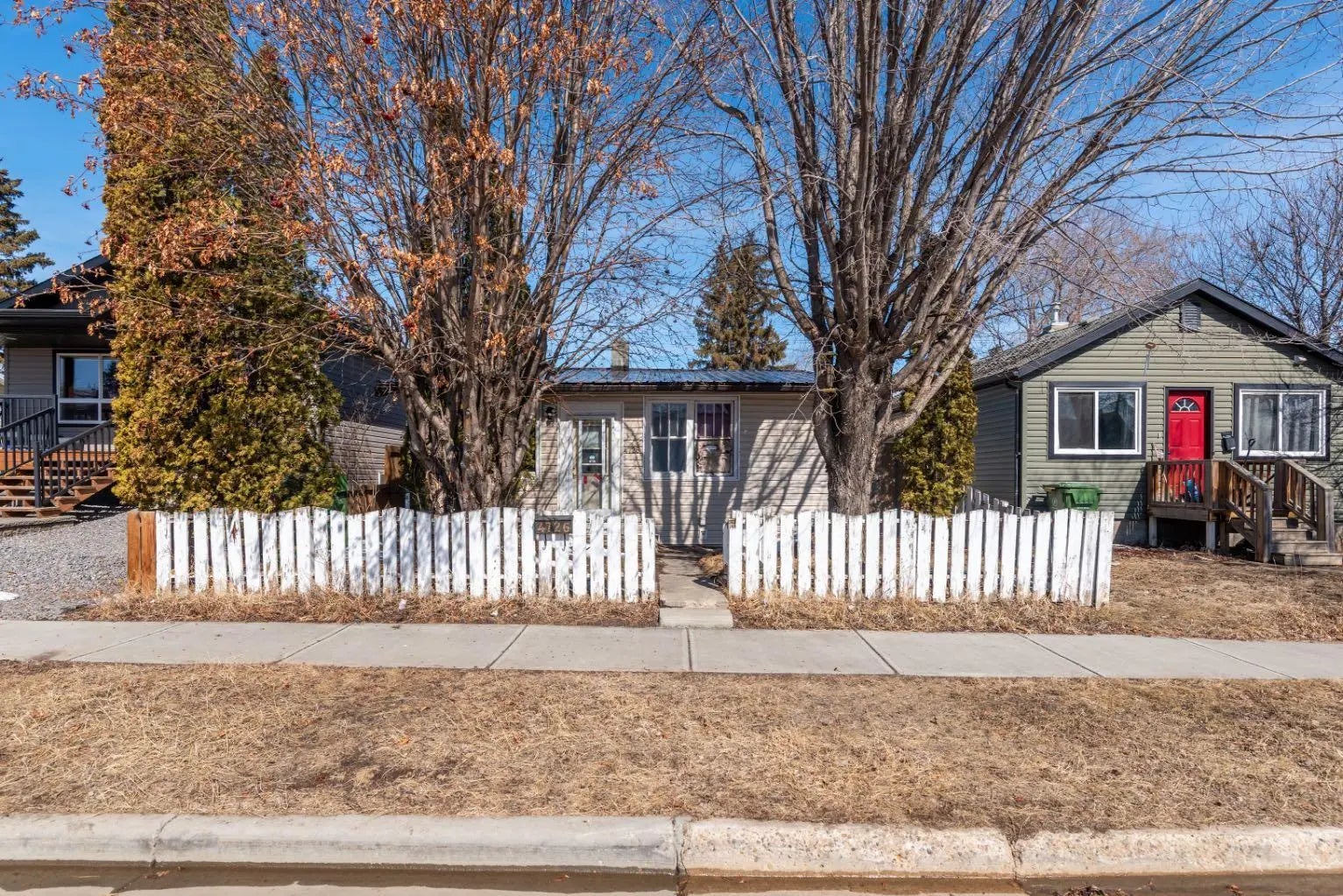 Photo of Listing #A2301773