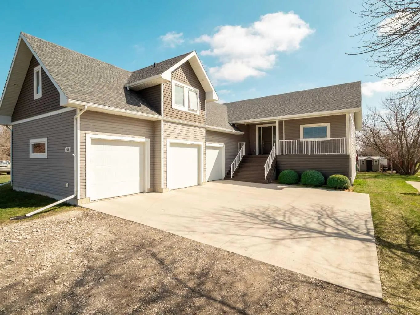 Photo of Listing #A2301812